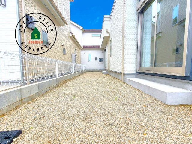 熊本市南区野田2丁目第1-2棟(A号棟)の庭|お庭で自由な時間を過ごせます。