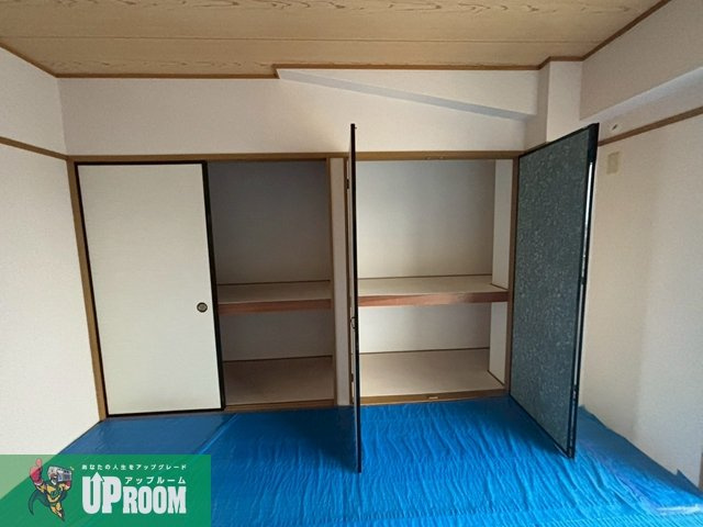 六軒屋ハイツの収納