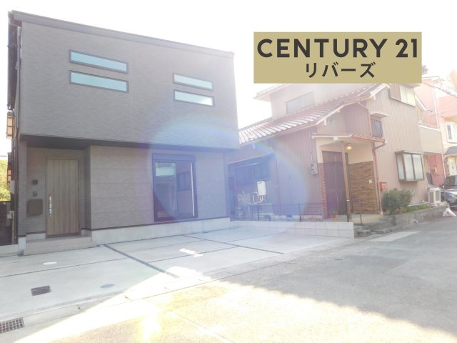 名古屋市西区大野木３丁目の新築一戸建の外観|☆限定１棟☆　　いつでも見学できます♪（お問合せ当日、平日、水曜、夜間でもＯＫ）　駐車らくらく並列３台ＯＫ！　広々ＬＤＫ１８．１帖♪　床暖房や食洗機など設備充実！　収納豊富なプラン！