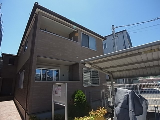 神戸市長田区平和台町２丁目のアパートの外観