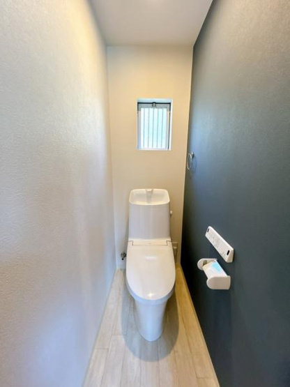 【トイレ】 | 仲介手数料無料！有帆小学校に通えるリフォーム済み中古住宅　山陽小野田市大字有帆　南平台 | トイレもきれいです