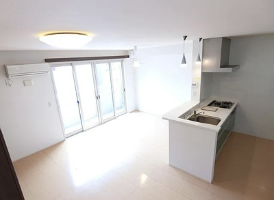 【居間・リビング】 | ガーデンハウスＡ | 15.5帖のきれいなLDK。