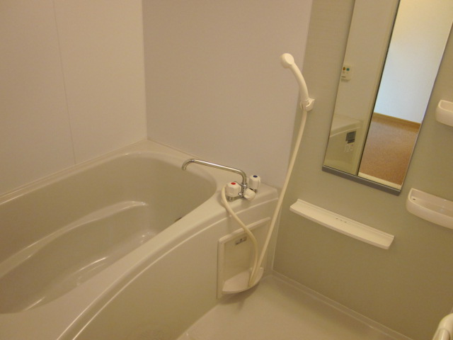 ミルフィーユ壱番館・ミルフィーユ弐番館の浴室|日々の暮らしに欠かせないお風呂です