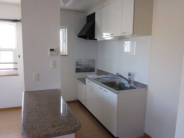 ミルフィーユ壱番館・ミルフィーユ弐番館のキッチン|きれいなキッチンです