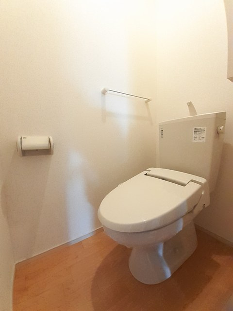 H･Sアルコバレーノのトイレ|ゆったりとした空間のトイレです