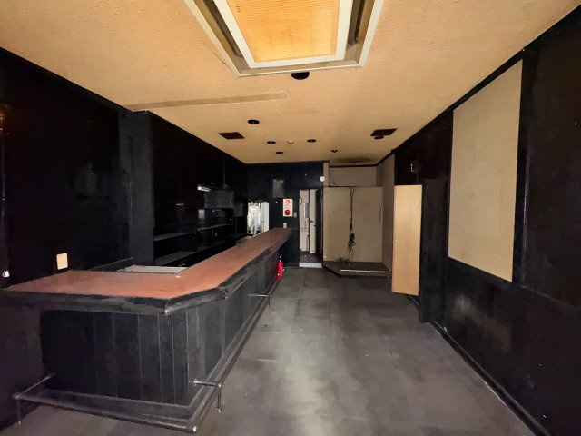 日立市鹿島町1丁目　テナントビルの駐車場|カースペースがあります