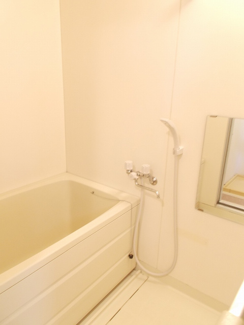 ヒルトップ角田の浴室|落ち着いた空間のお風呂です