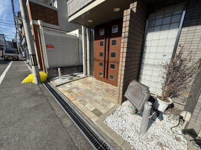 【エントランス】 | ピーノ・ウエスト