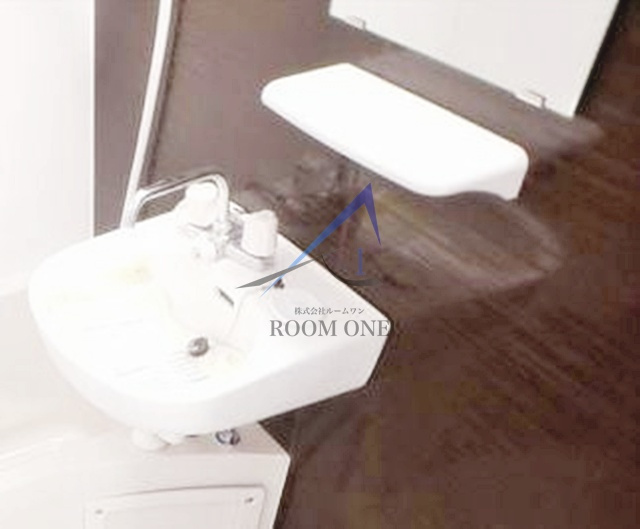 リバージュ千住大橋の洗面所|洗面台です。