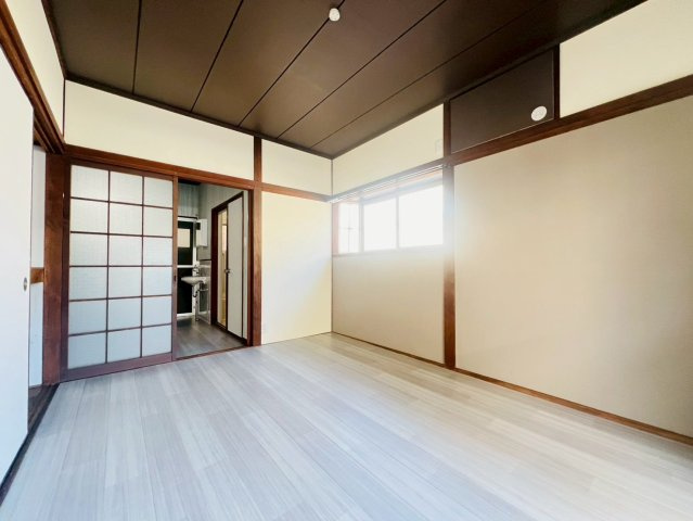 福田5丁目貸家の居間・リビング