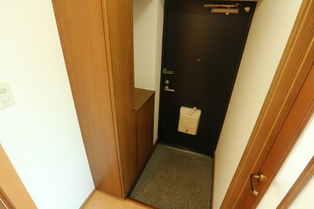 ウエストビレッジの玄関