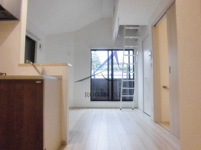 アプリーレ五本木の居間・リビング|洋室のお部屋です。