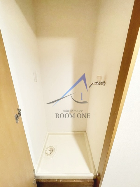 メイクスデザイン白金台の設備|洗濯機置き場です。