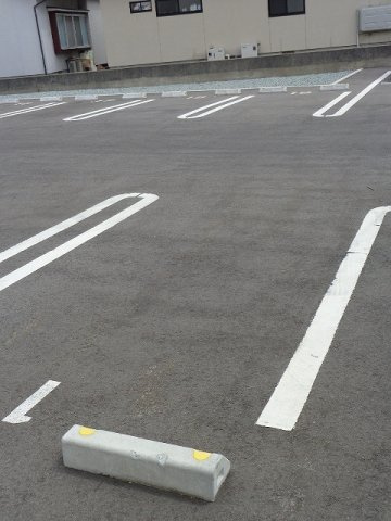 シャン・ド・フルールⅠの駐車場|駐車場