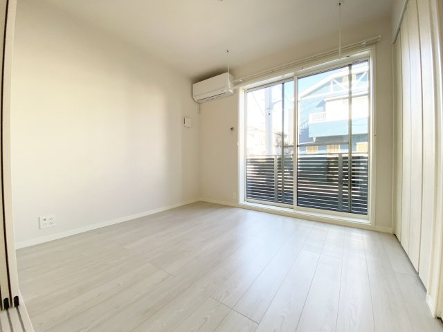 ＬＵＧＥＮＤ大宮の寝室|オールフローリングのお部屋です！