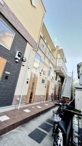 横浜市神奈川区三ツ沢南町のアパートの外観