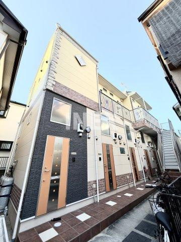 横浜市神奈川区三ツ沢南町のアパートの外観