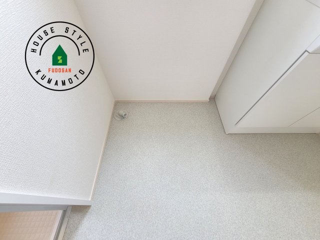 熊本市中央区本山3丁目第1-4棟(C号棟)の内観：施工例|ランドリースペースとなります。広々して有効的にご使用できます。 