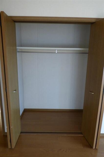 みすずが丘戸建１の収納