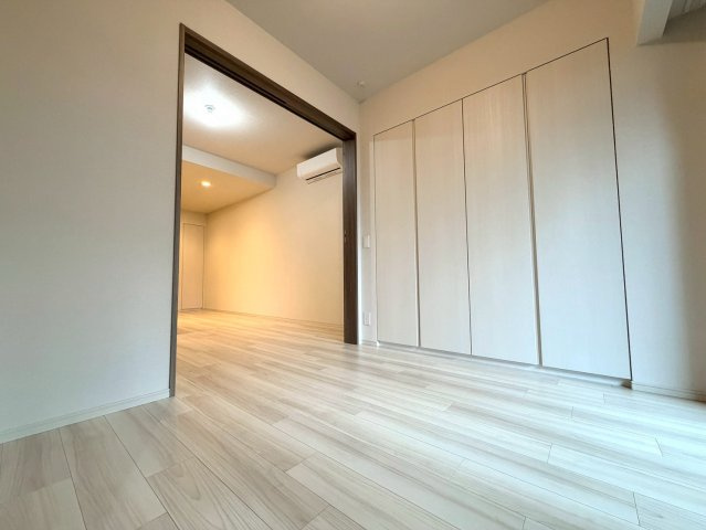 オープンレジデンシア大須FRONTの居間・リビング