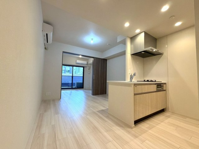 オープンレジデンシア大須FRONTの居間・リビング