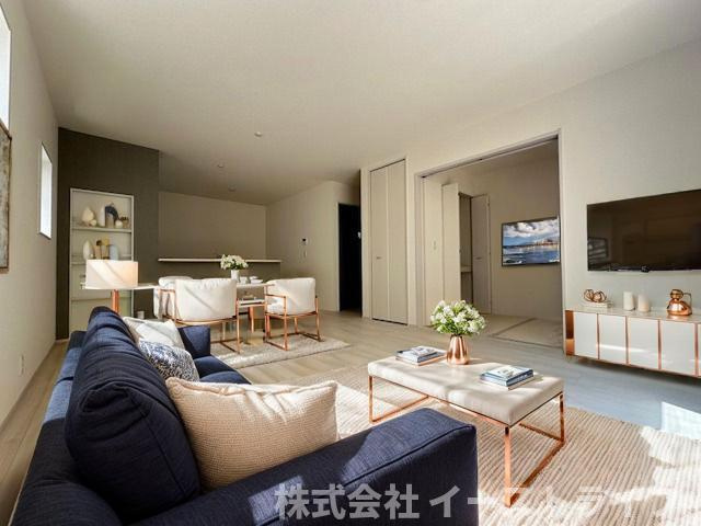 【新築戸建】　いわき市平下神谷第7　全4棟　【長期優良住宅】の居間・リビング|2号棟写真　2号棟リビングダイニングに家具を配置したイメージ画像です
※本画像はCGで作成しており、実際に現地に 家具は置かれておりません。また、価格に 家具は含まれておりません。