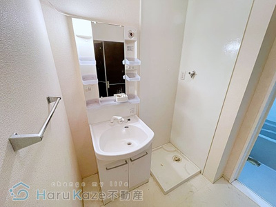 【独立洗面台】 | マ メゾン菊住E棟【名古屋市賃貸・ワンフロアー2戸】