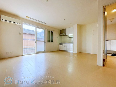 【居間・リビング】 | マ メゾン菊住E棟【名古屋市賃貸・ワンフロアー2戸】