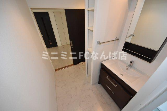 アプリーレ堺筋本町の洗面所