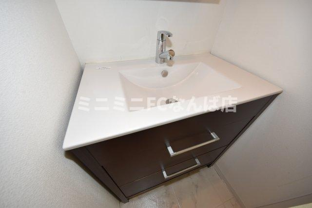 アプリーレ堺筋本町