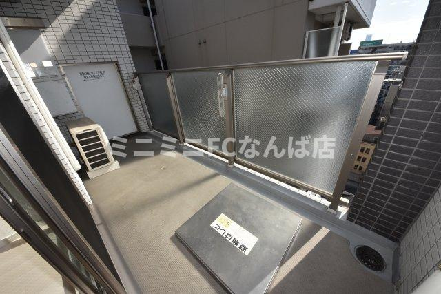 アプリーレ堺筋本町のバルコニー