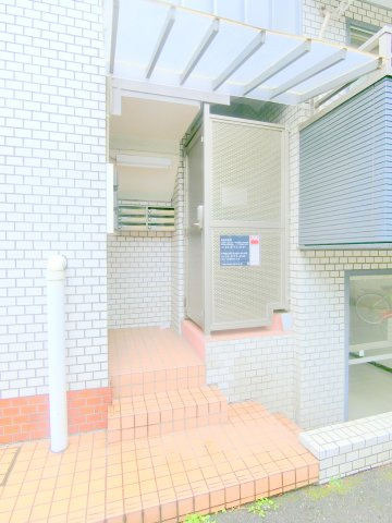 WIND BELL ウインドベルのエントランス|エントランス