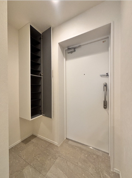 Skuld松陰神社　新築　デザイナーズ　ペット相談　礼金0の玄関