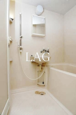 【浴室】 | シェ・オークル | お風呂です。