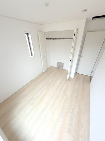 福生市熊川全2棟　新築分譲の洋室