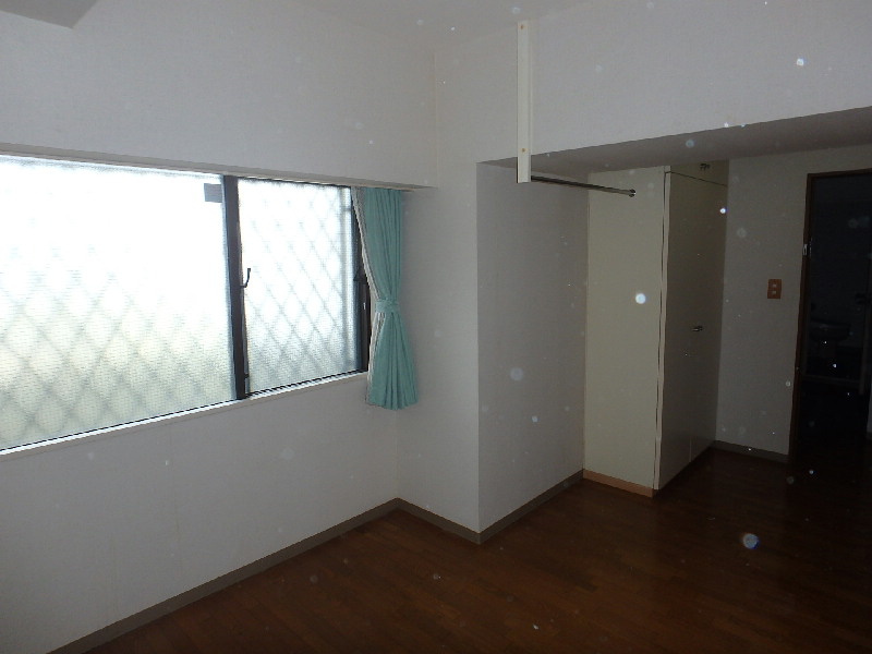 S1680R　ロイヤルアーク下田の洋室