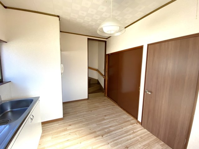 矢野コーポの居間・リビング