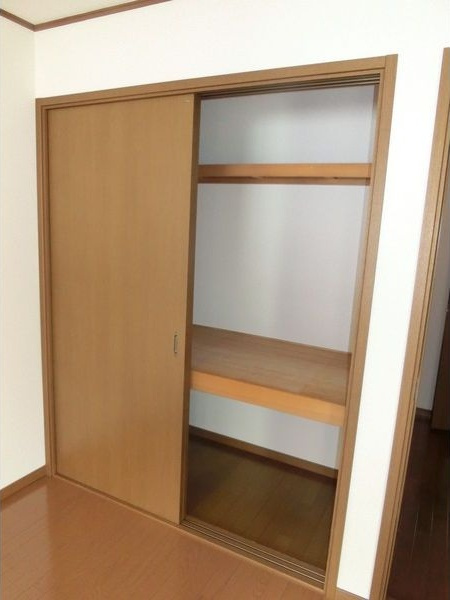 ストリームB棟の収納