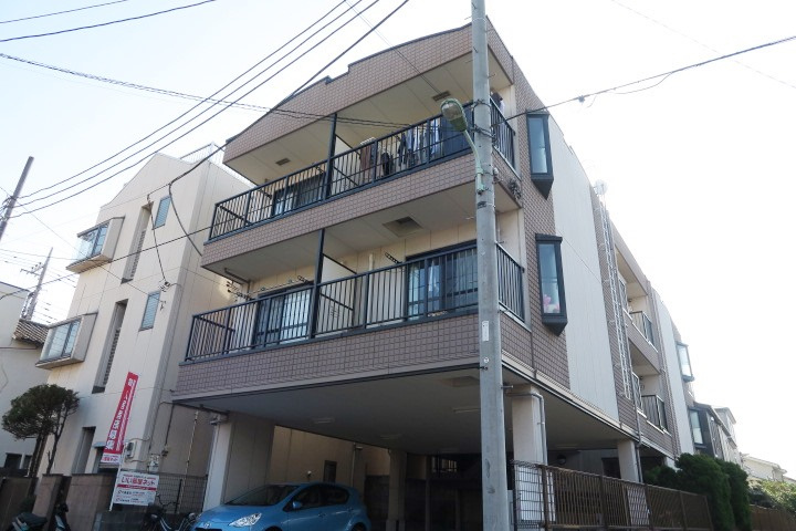 アムール青木の外観