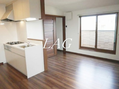 【居間・リビング】 | ｃｏｍｆｏｒｔ西新井 | 洋室のお部屋です。