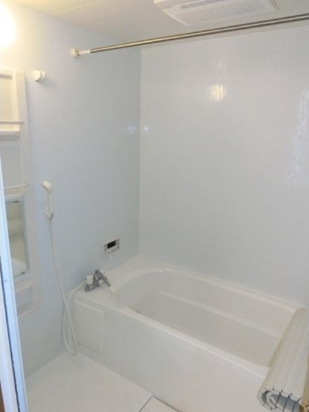 ジャンティ泉の浴室