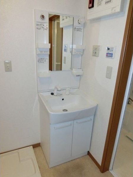 ジャンティ泉の独立洗面台