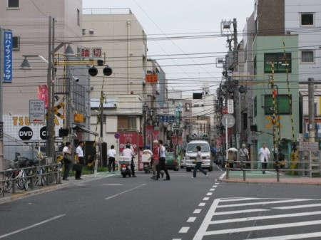 北区滝野川６丁目のアパートの周辺
