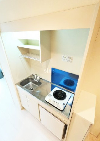 北区滝野川６丁目のアパートのキッチン