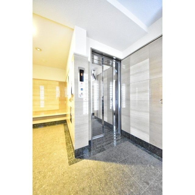 パレステュディオ神田ＥＡＳＴのロビー