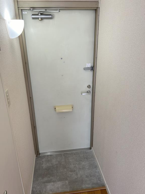 ヴィラ・メテオの玄関