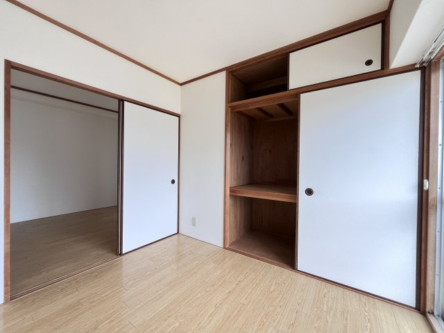 シティハイム長居公園通の収納