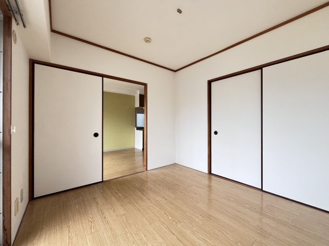 シティハイム長居公園通の洋室