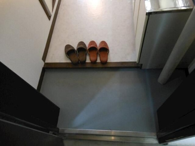 【玄関】 | メイプルハイツ