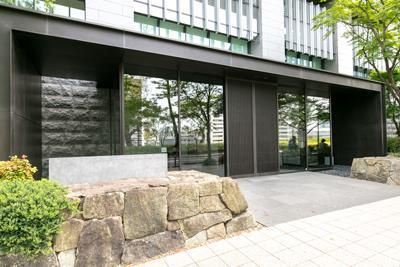 パークコート千代田富士見ザタワーのエントランス